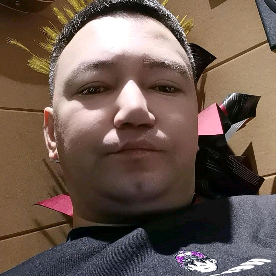依斯买提的快乐音符乐器小铺