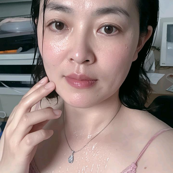 村姑张秀梅