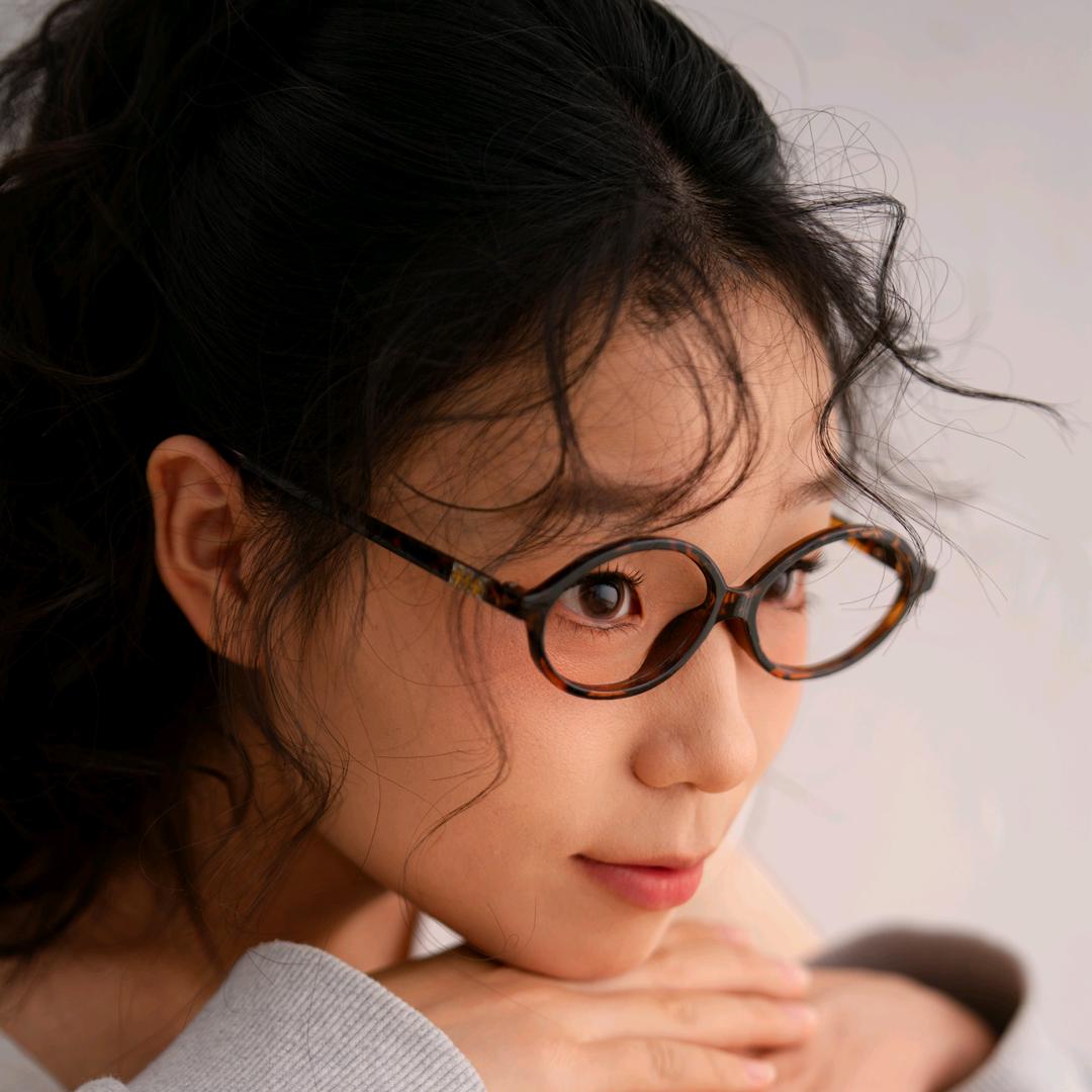 郁闷的开心果