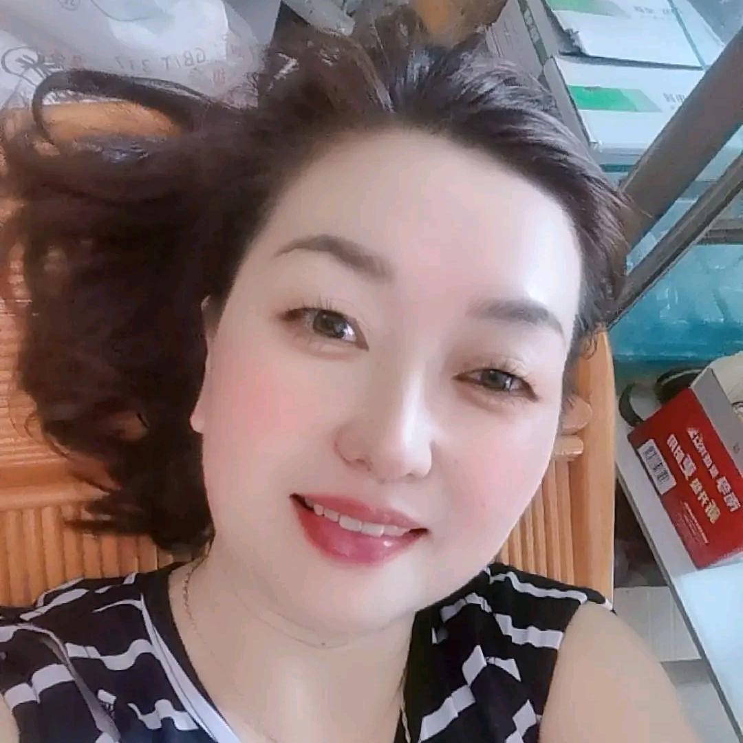 灿烂的阳光记录我的开心。