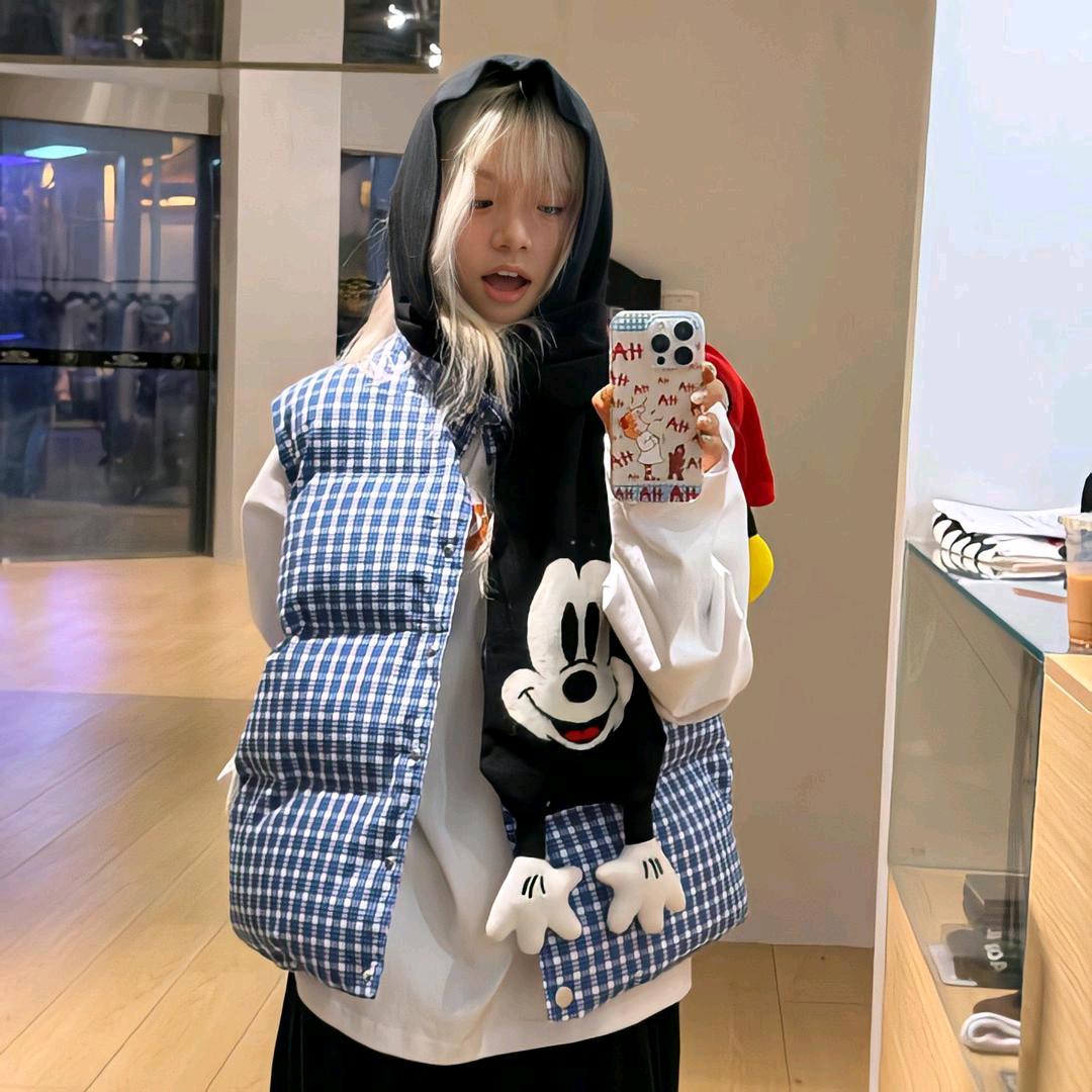 小依靠^
