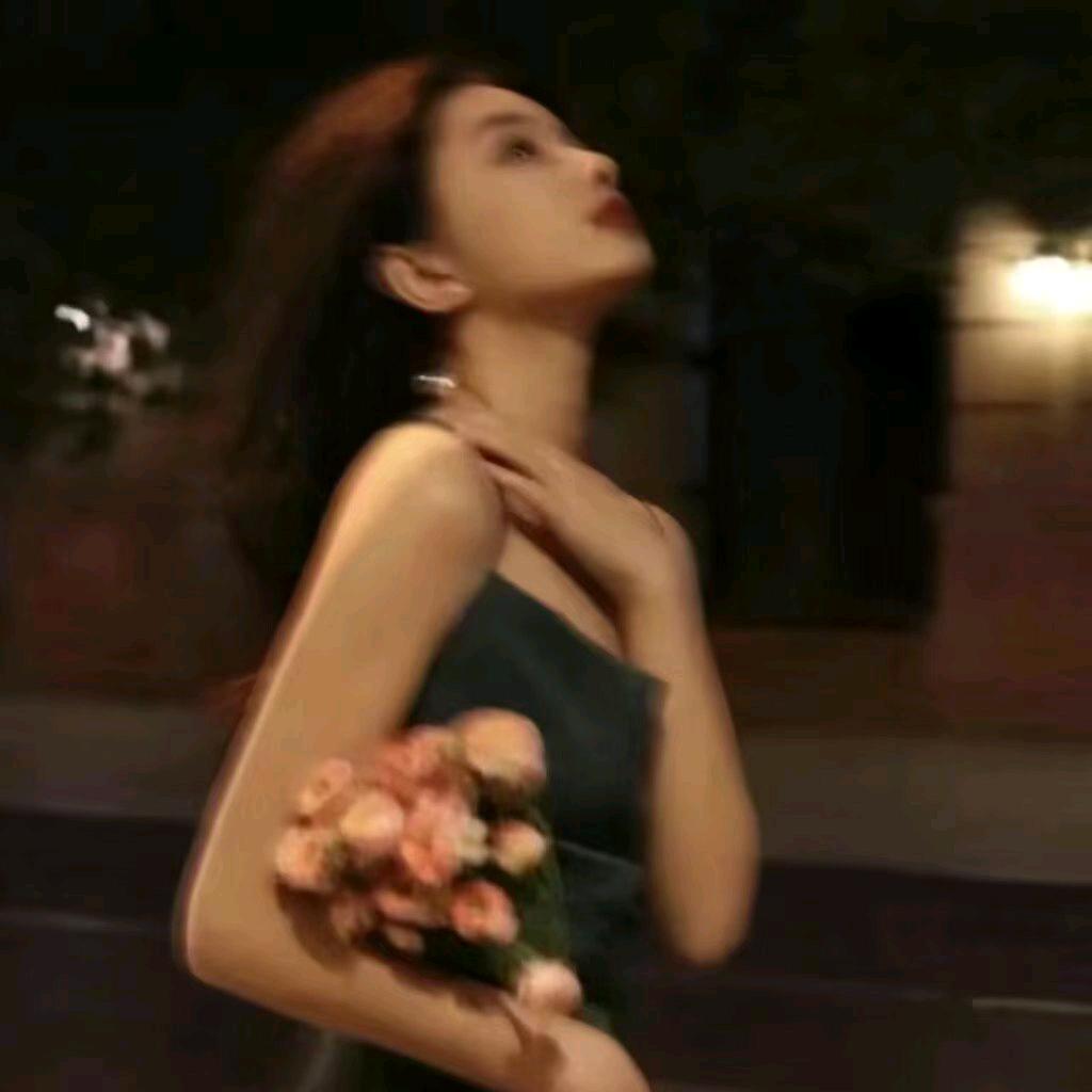 嫣然爱看⚽️