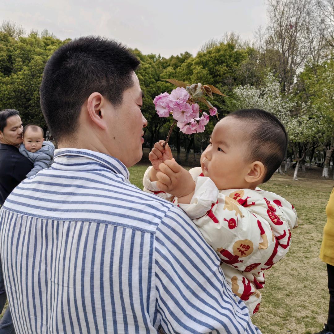 迟到的奶爸