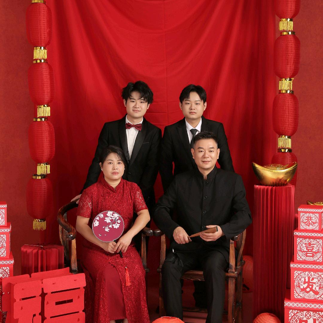 莞兴汽车美容维修部，唐小红