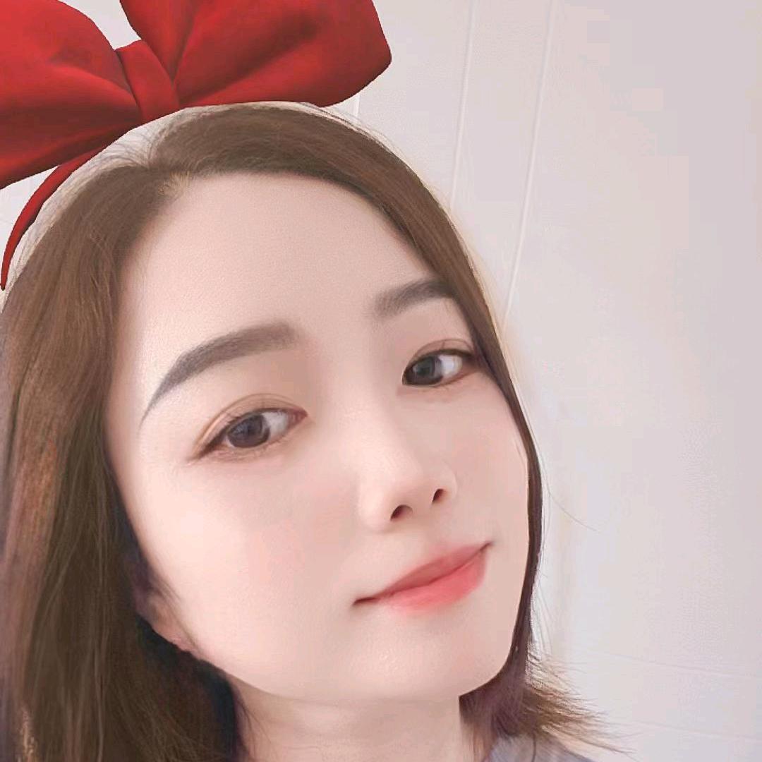 静静🎀