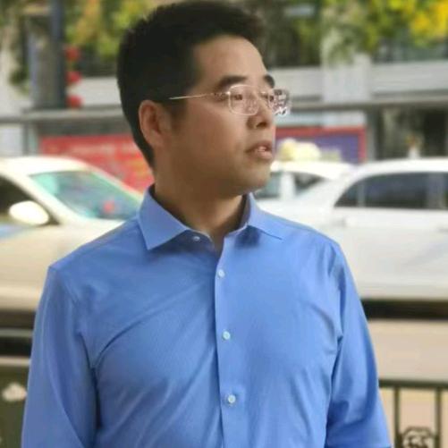 丁师傅精修鞋、开换锁