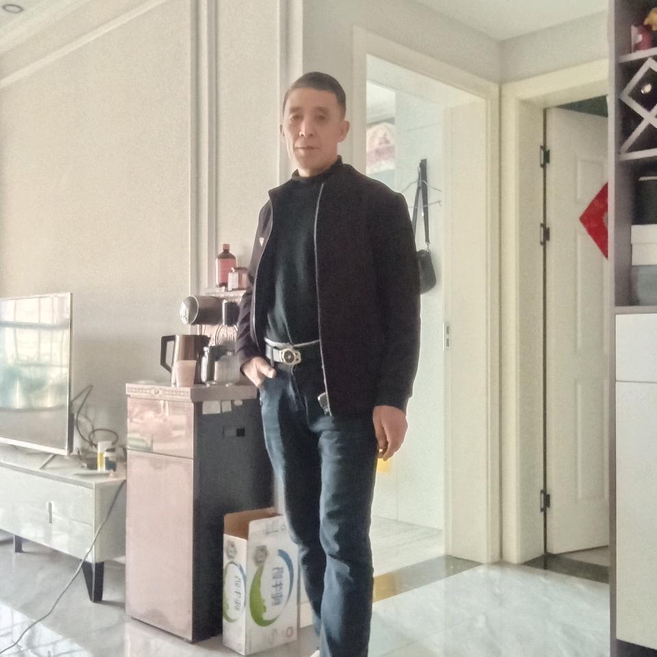 隔壁王哥