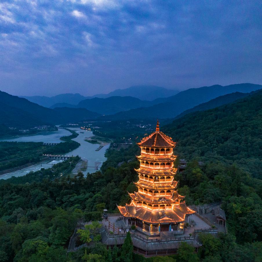 晴空万李🀀🀁🀂🀃🀅🀄🀄🀄