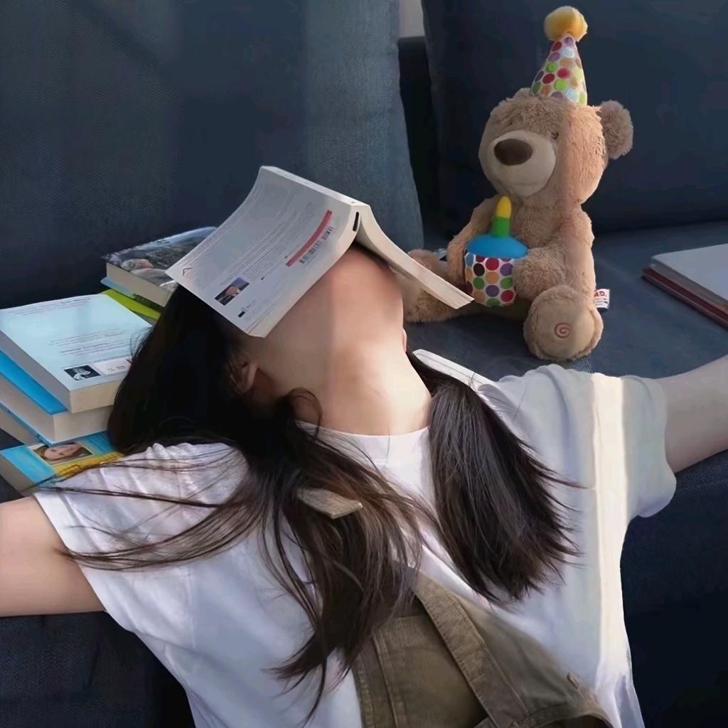 是个小憨包🧸
