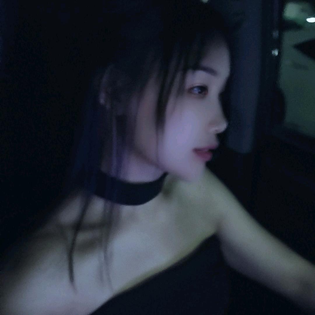 ➕蓝色嫁衣，ƪ(˘⌣˘)ʃ