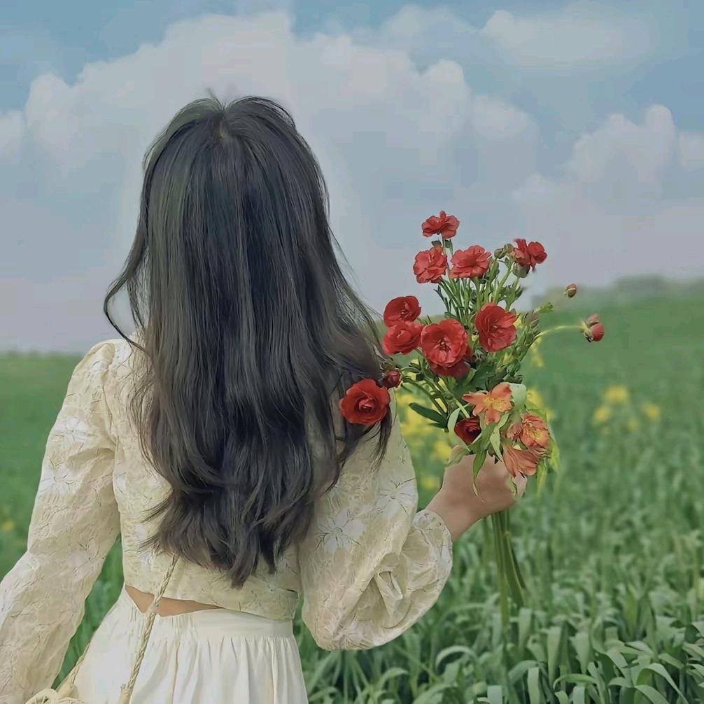 ꒰ঌ 逸໒꒱