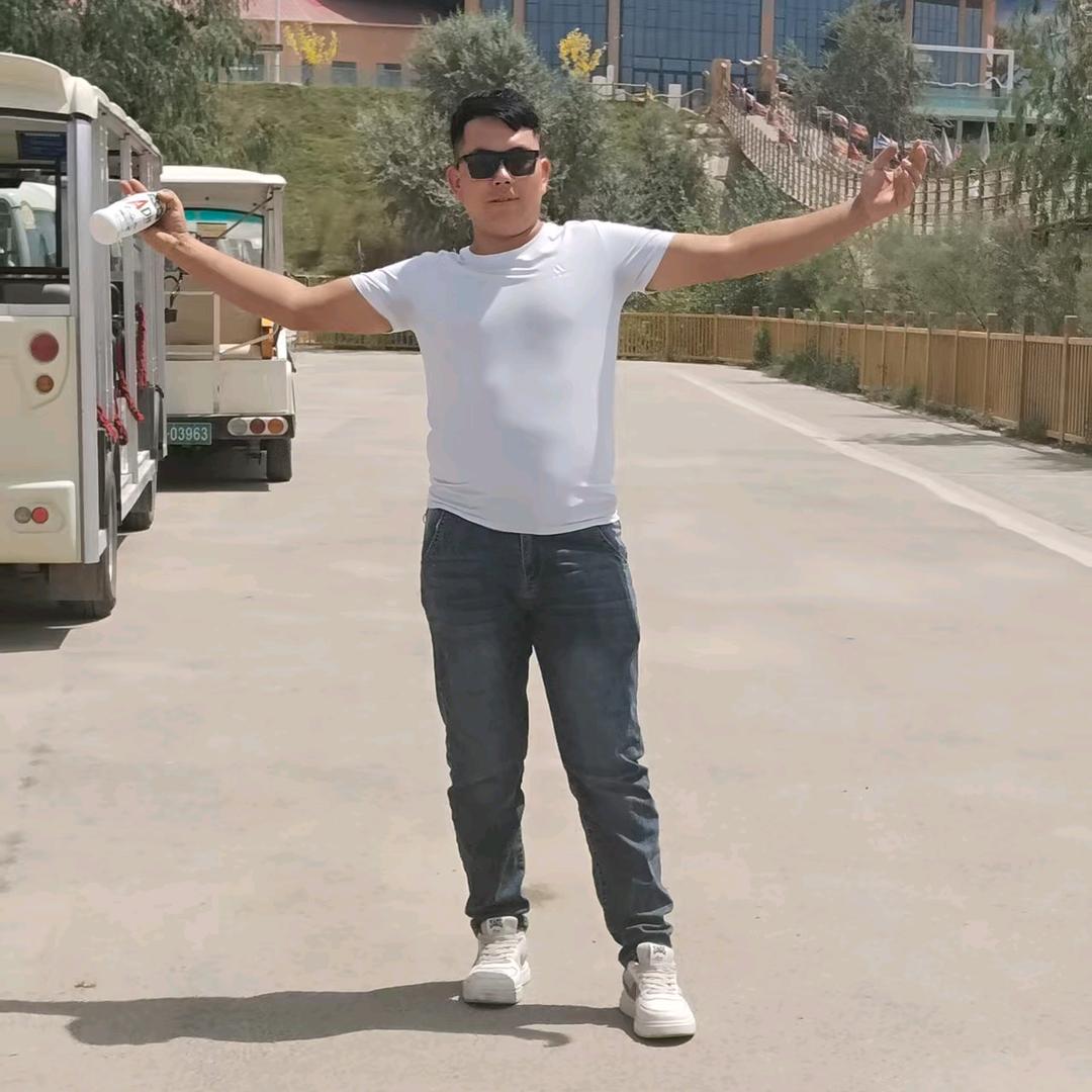 YAXLEK