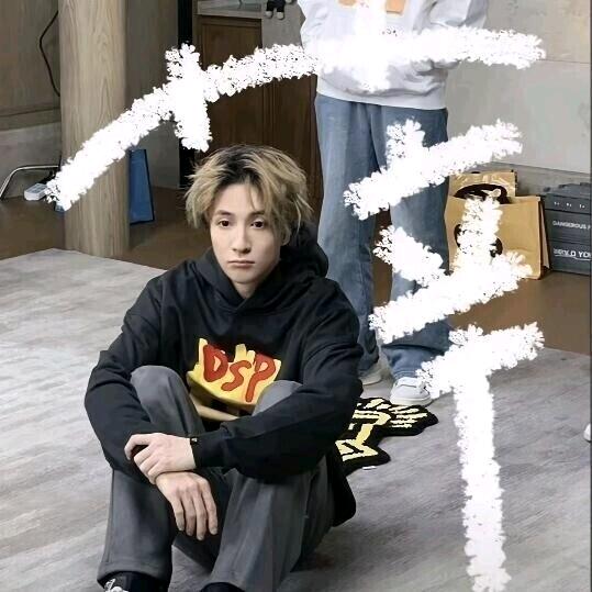 张熠谦谦ⁿ（见过薛之谦两次的积极版）