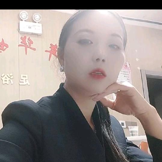 四季年华-龙姐