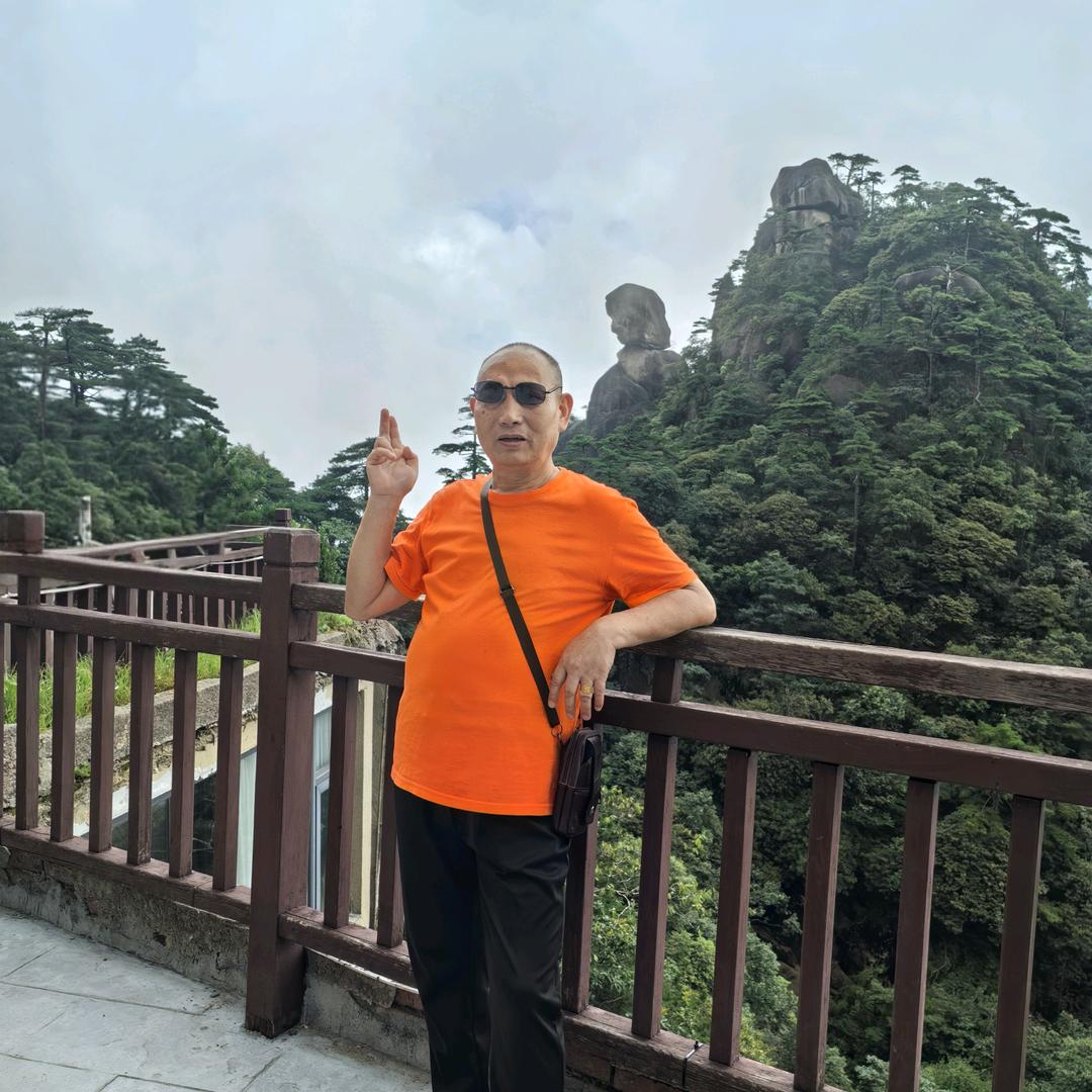 回不去的童年。