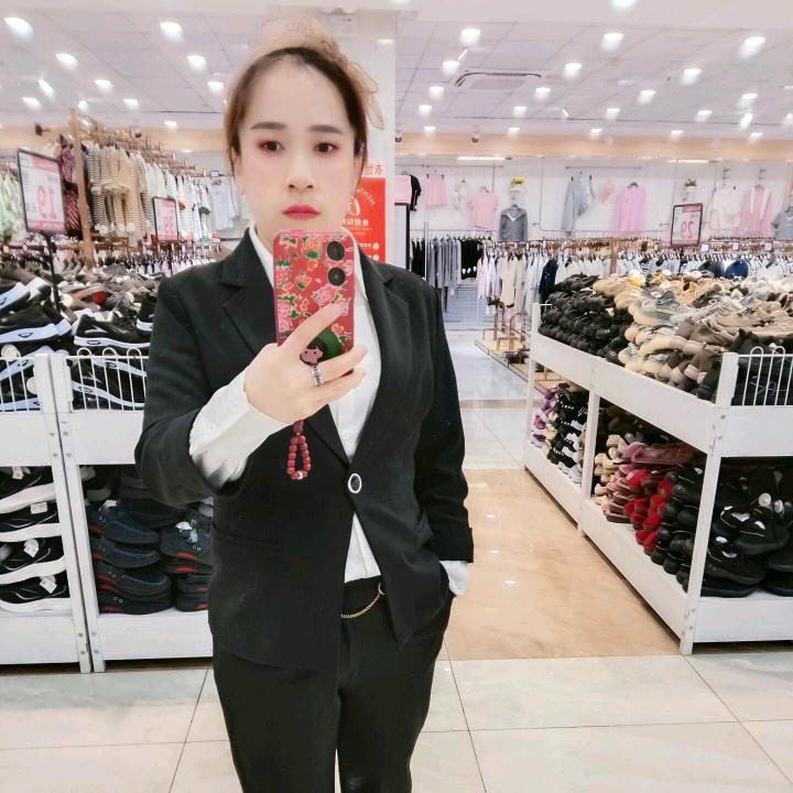 张晶🍑