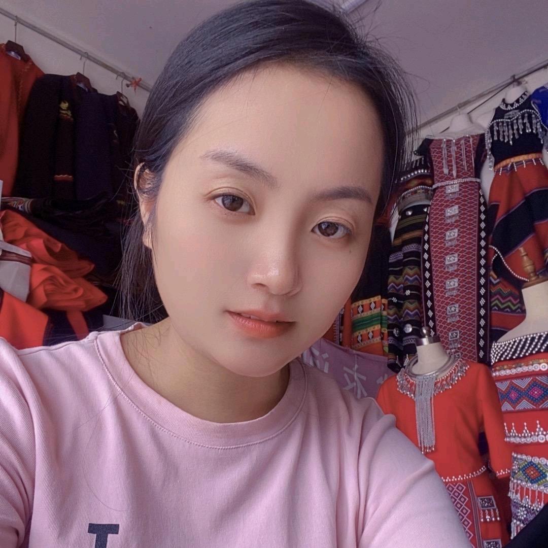 沧源佤尚民族服饰