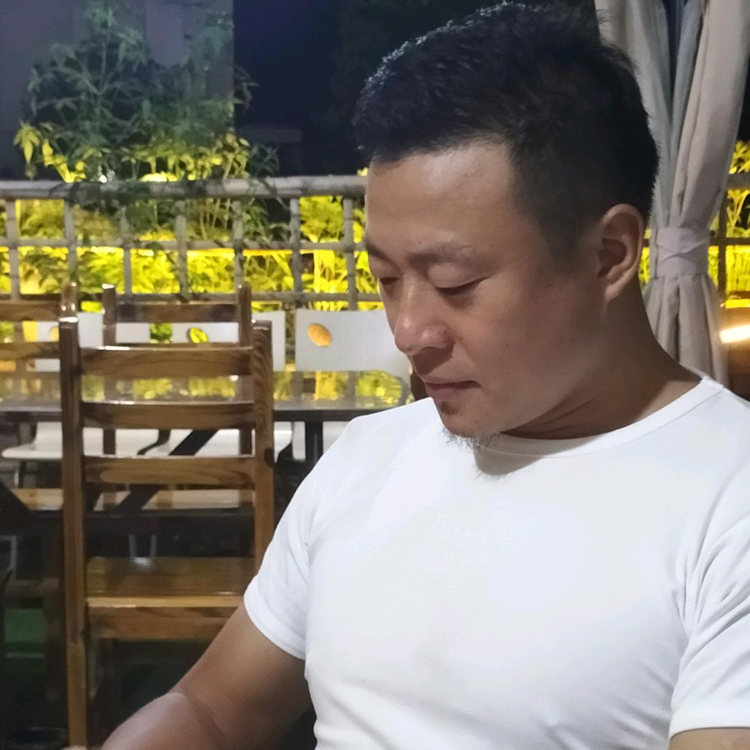 筠谷山人