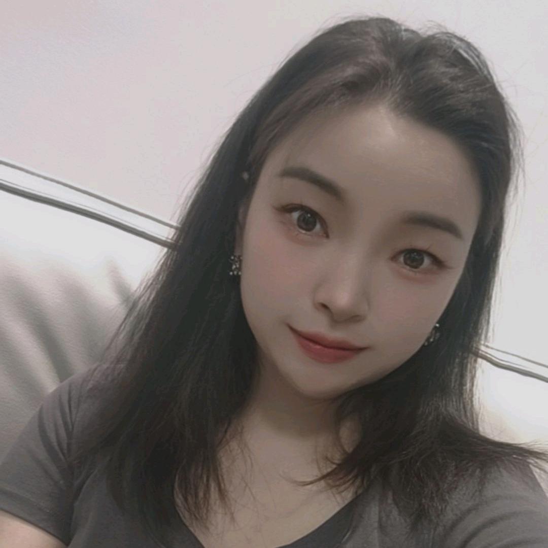搬砖的小燕子吖