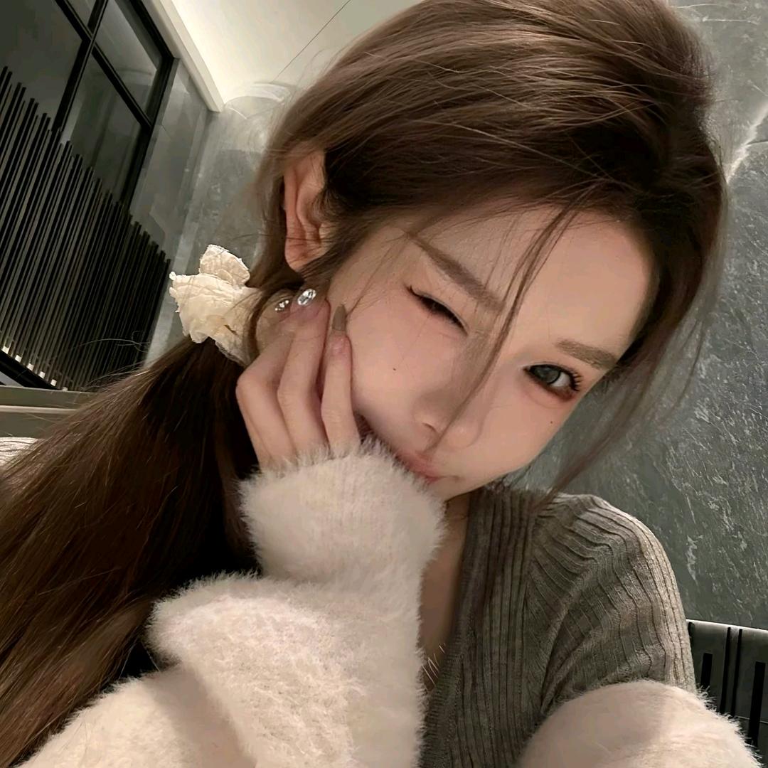砚秋晚头像