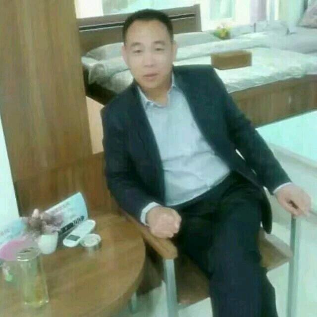 辉