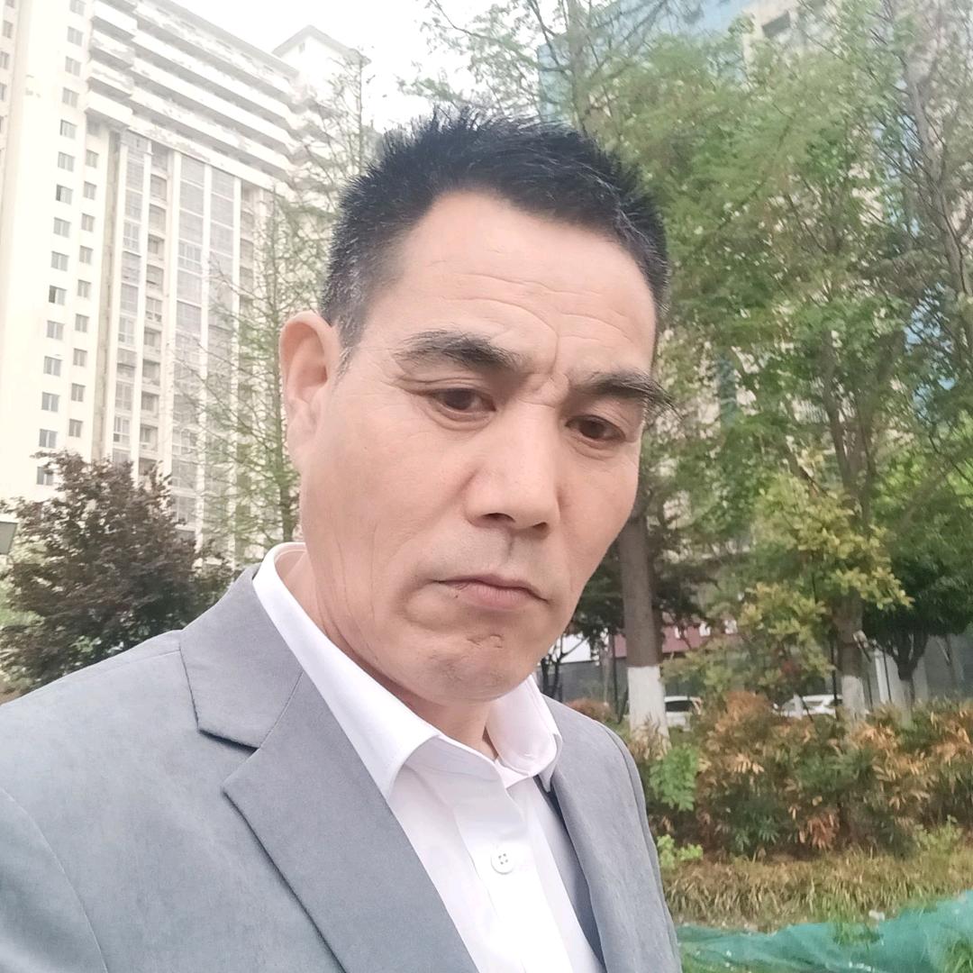 爵临天下。