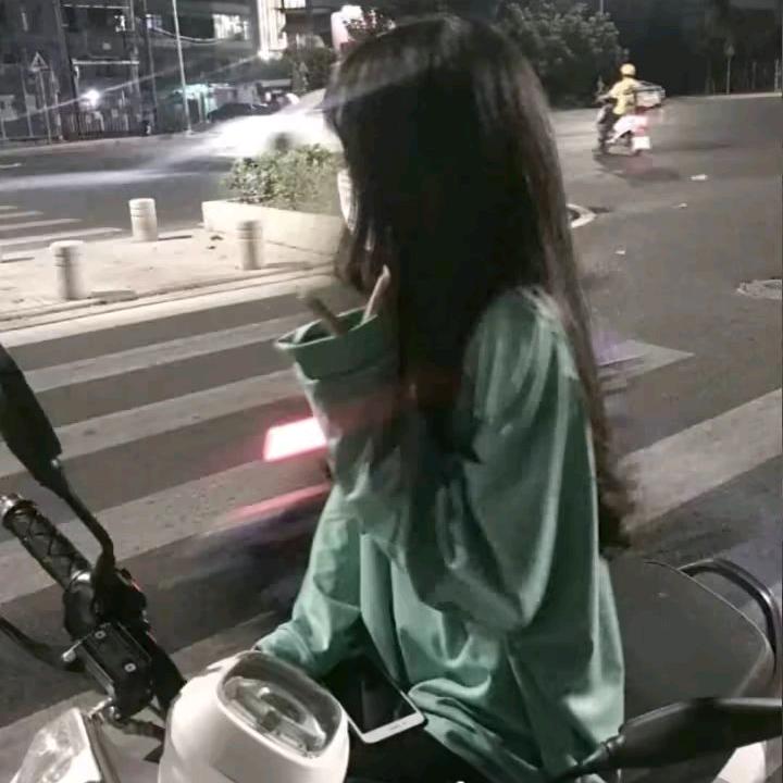 小谭