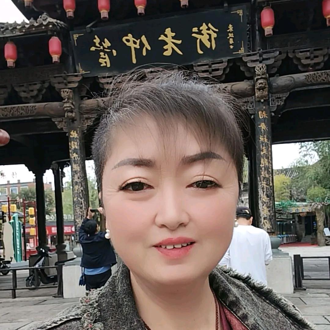 潇洒姐。