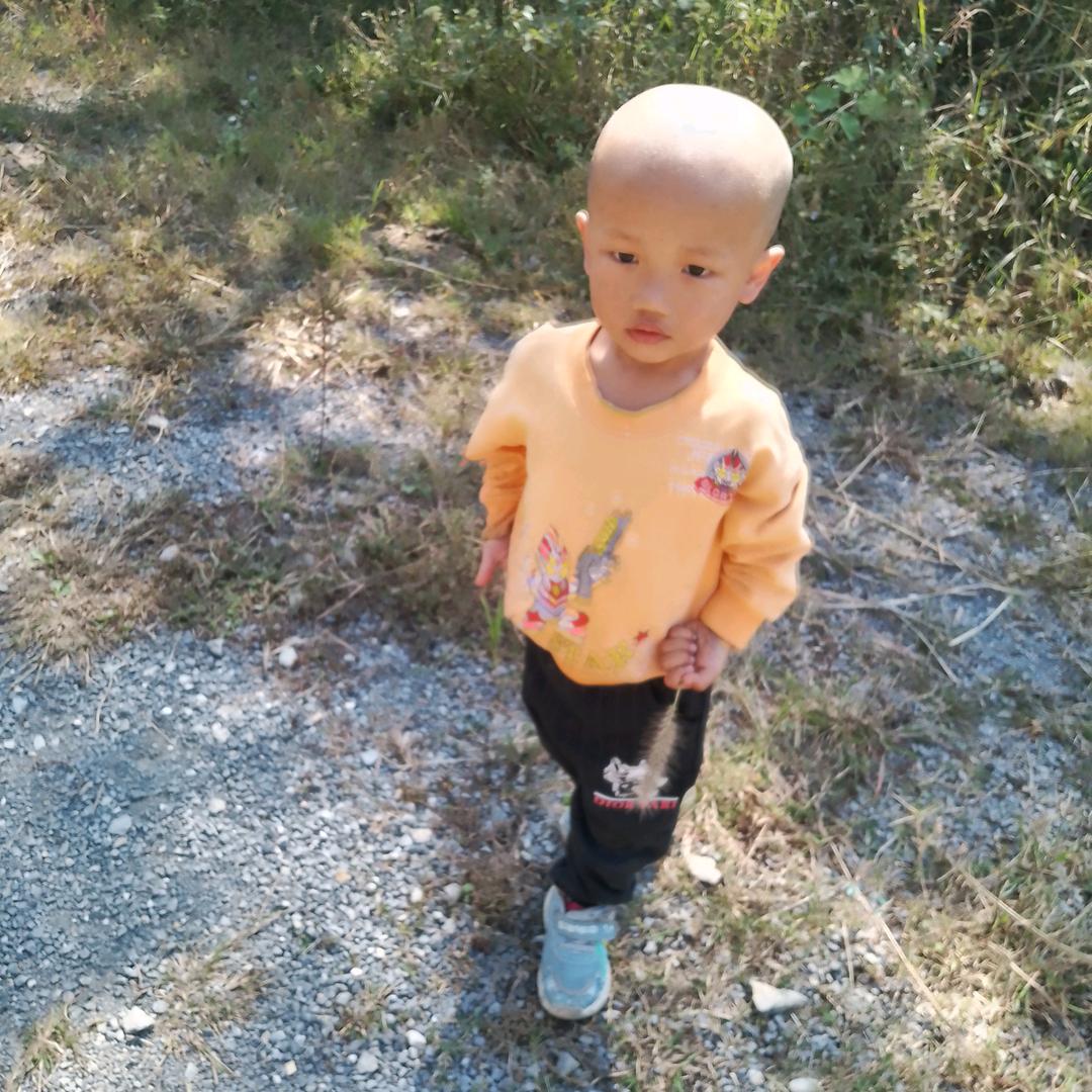 张德明