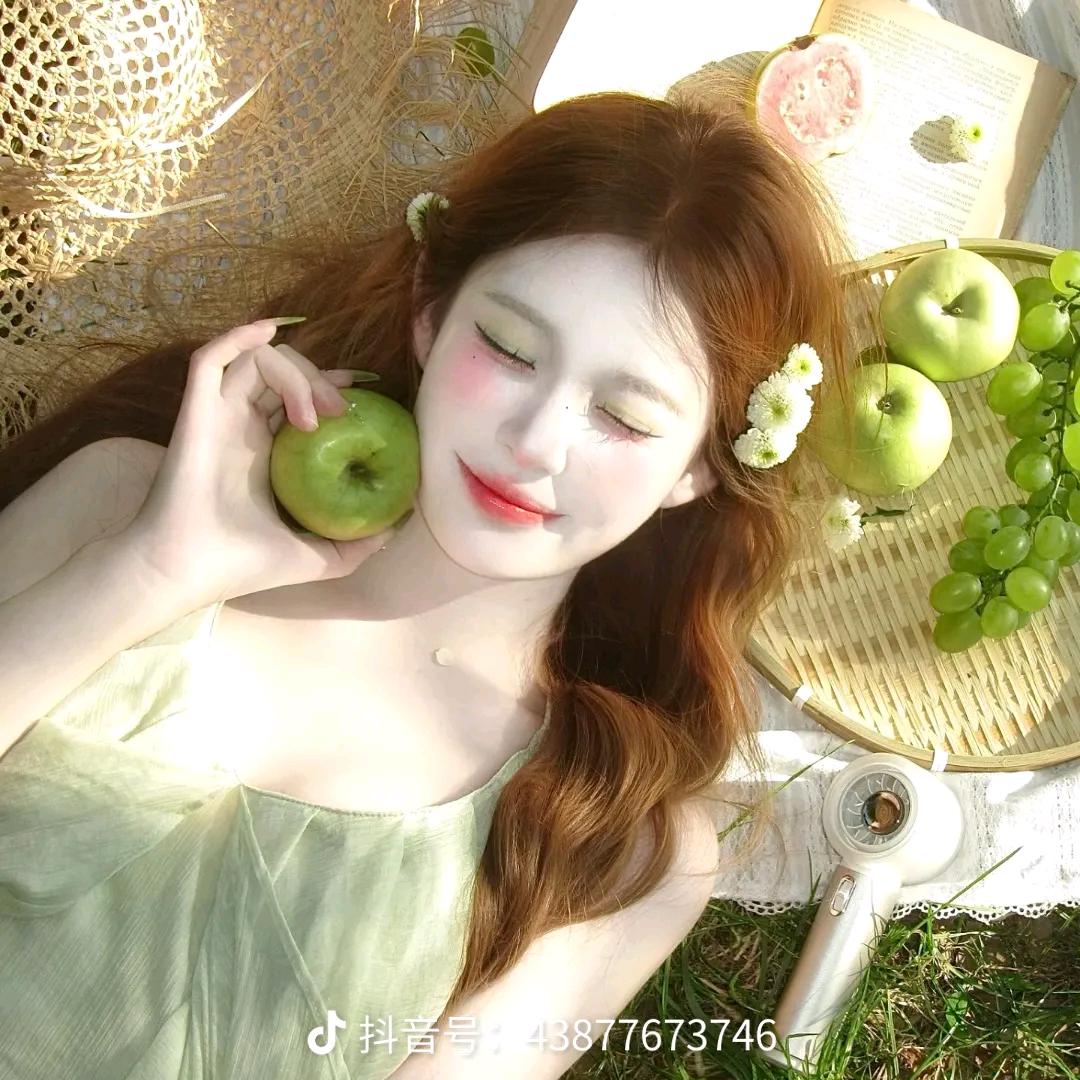 文总的包包子
