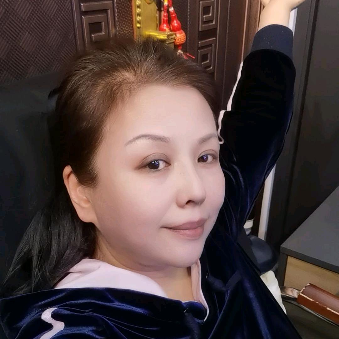秋秋姐