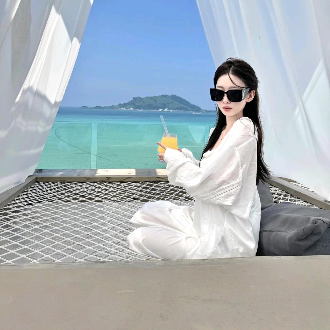 鹿儿(秋跃大王无敌666)