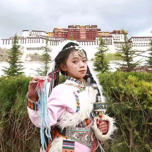 卓玛拉姆😍