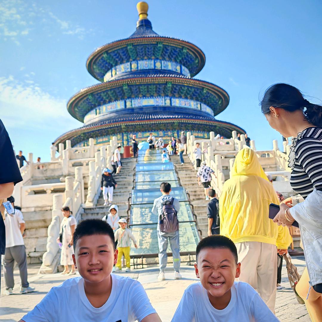 五音不全的小曲来卖五金