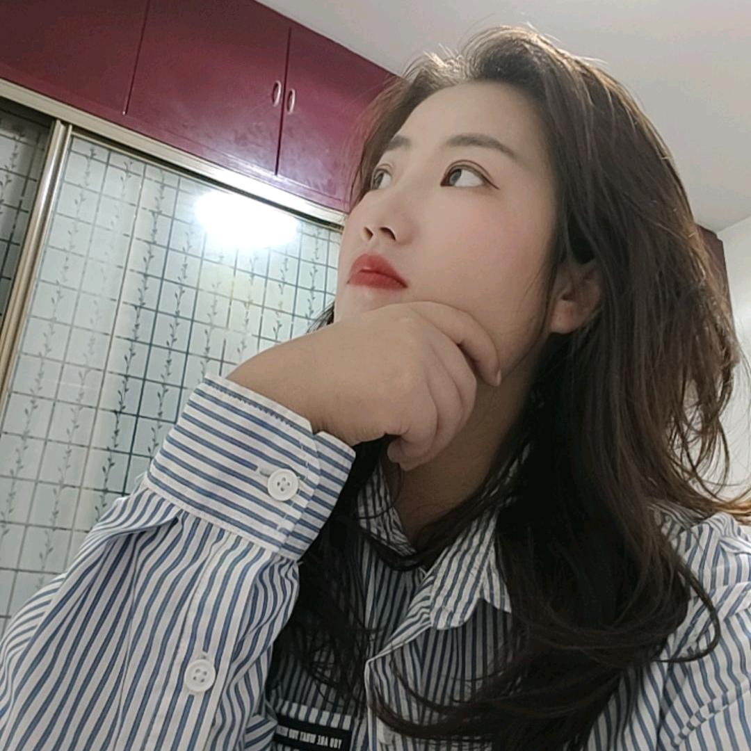 :小 এ᭄ꦿ꯭ꫛ艳꧔ꦿএ᭄💕