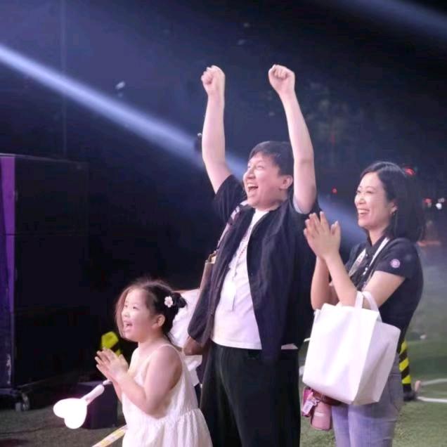 小贺夫妇聊育儿