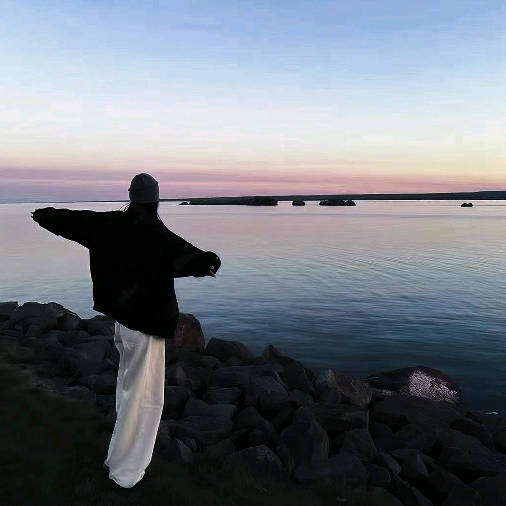 𝗬𝗼𝗹𝗼怡.