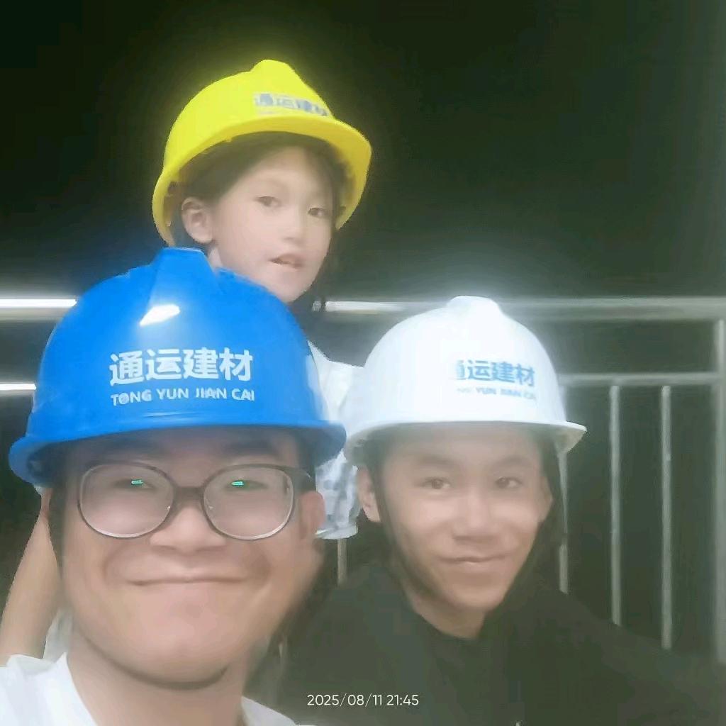 穷开心农村妹心好累，心好烦，