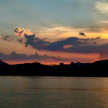 阿董小姐-高奢女装）