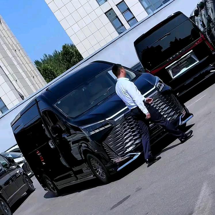 北京傲龙伟业商务车