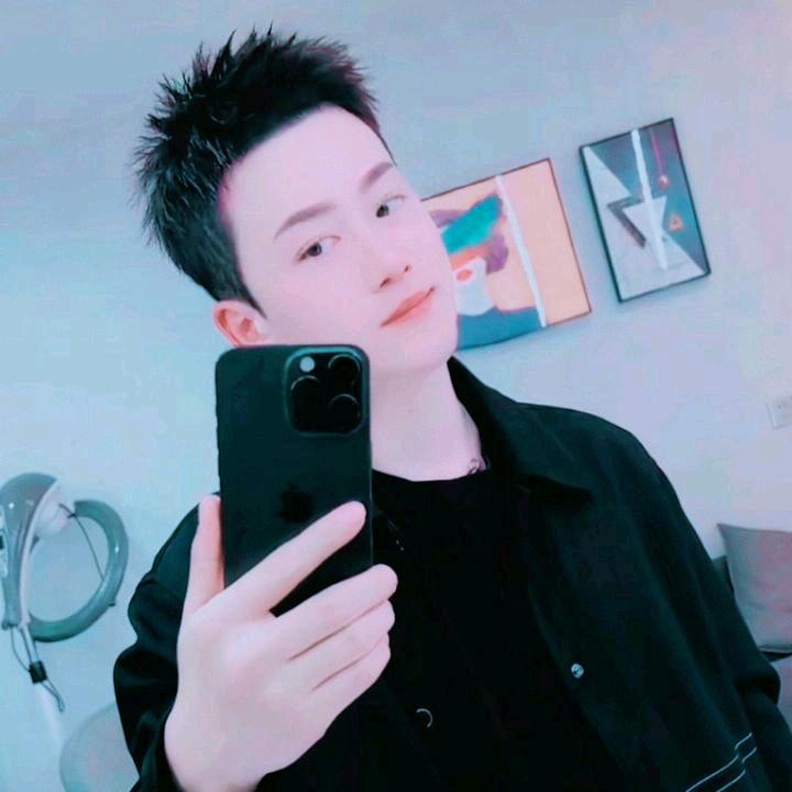 子豪⛹️‍♂️