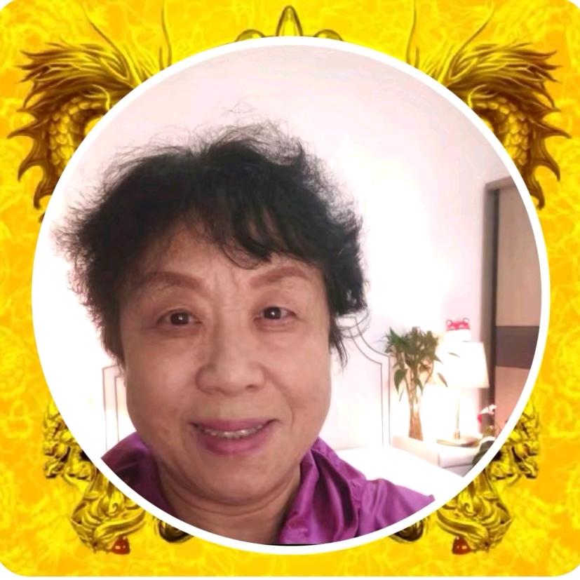 红坦诚  早8点10分