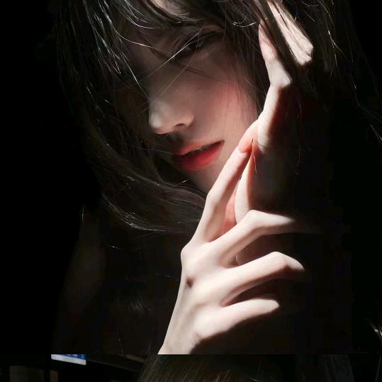 阿颜（修仙吃丹）