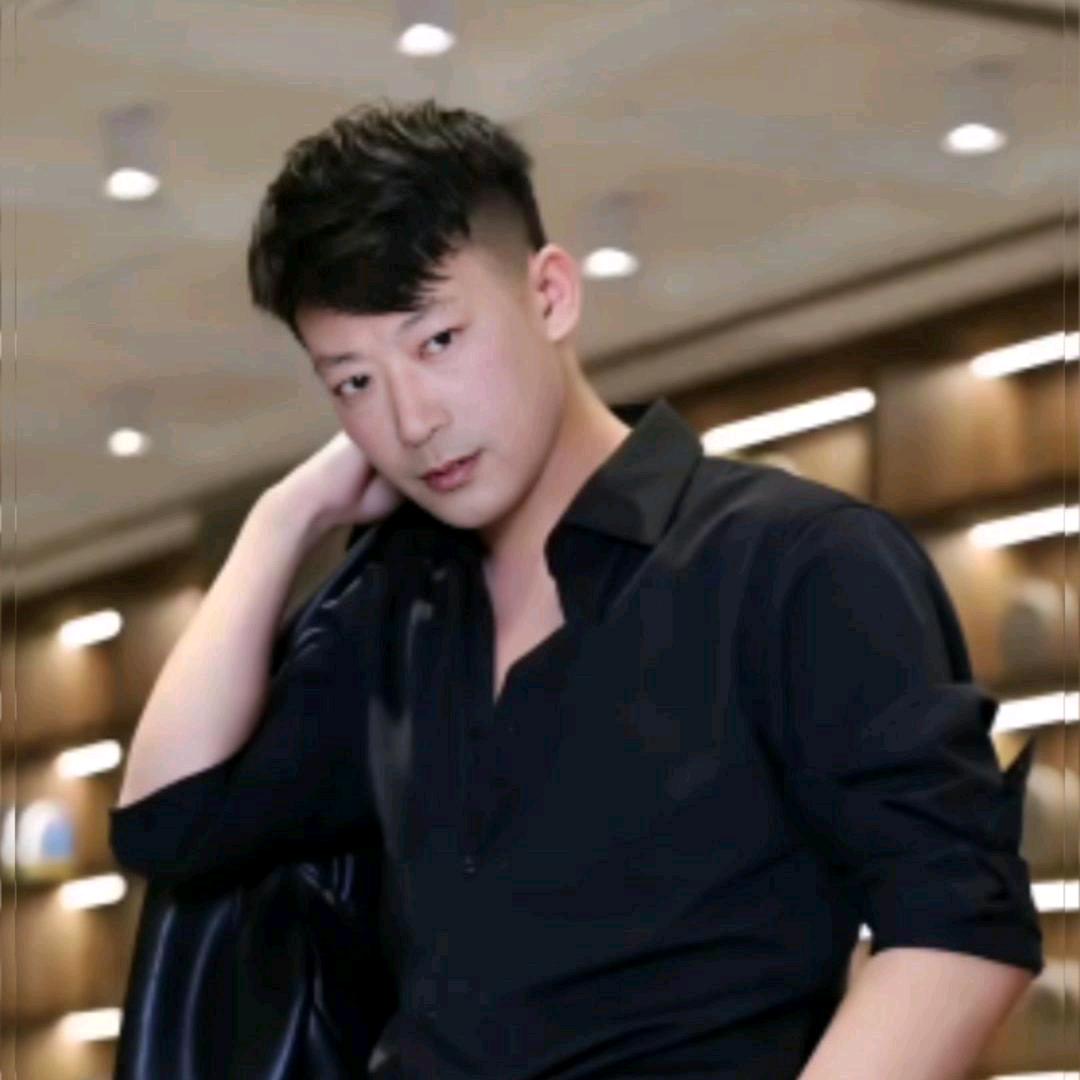 🦋এ᭄我姓ꦿ张💔别嚣张ོ࿐ᩚ