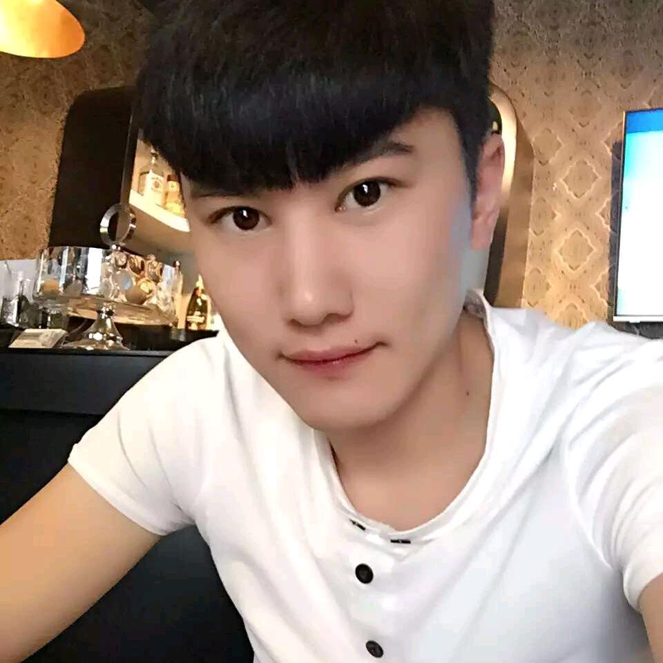 𝑮.斌