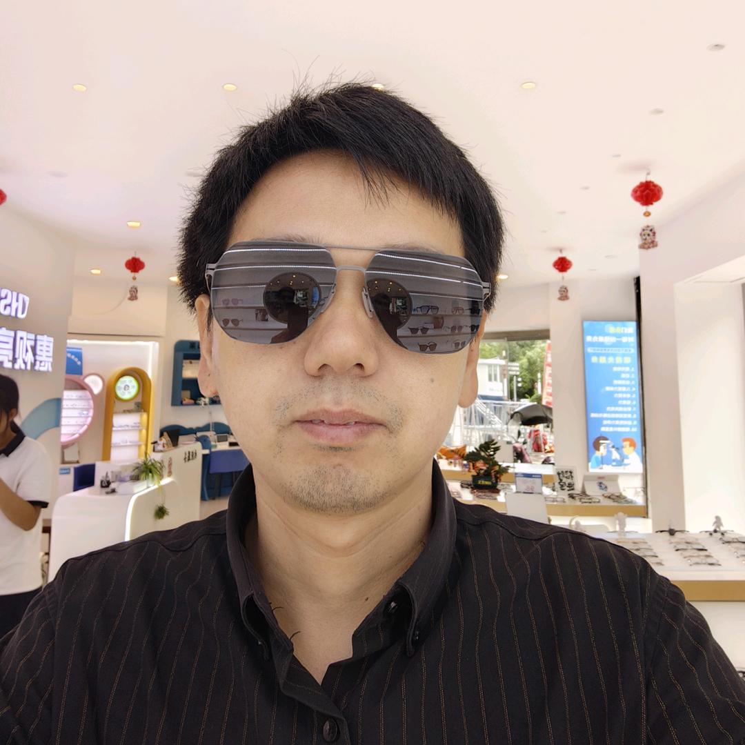 亮