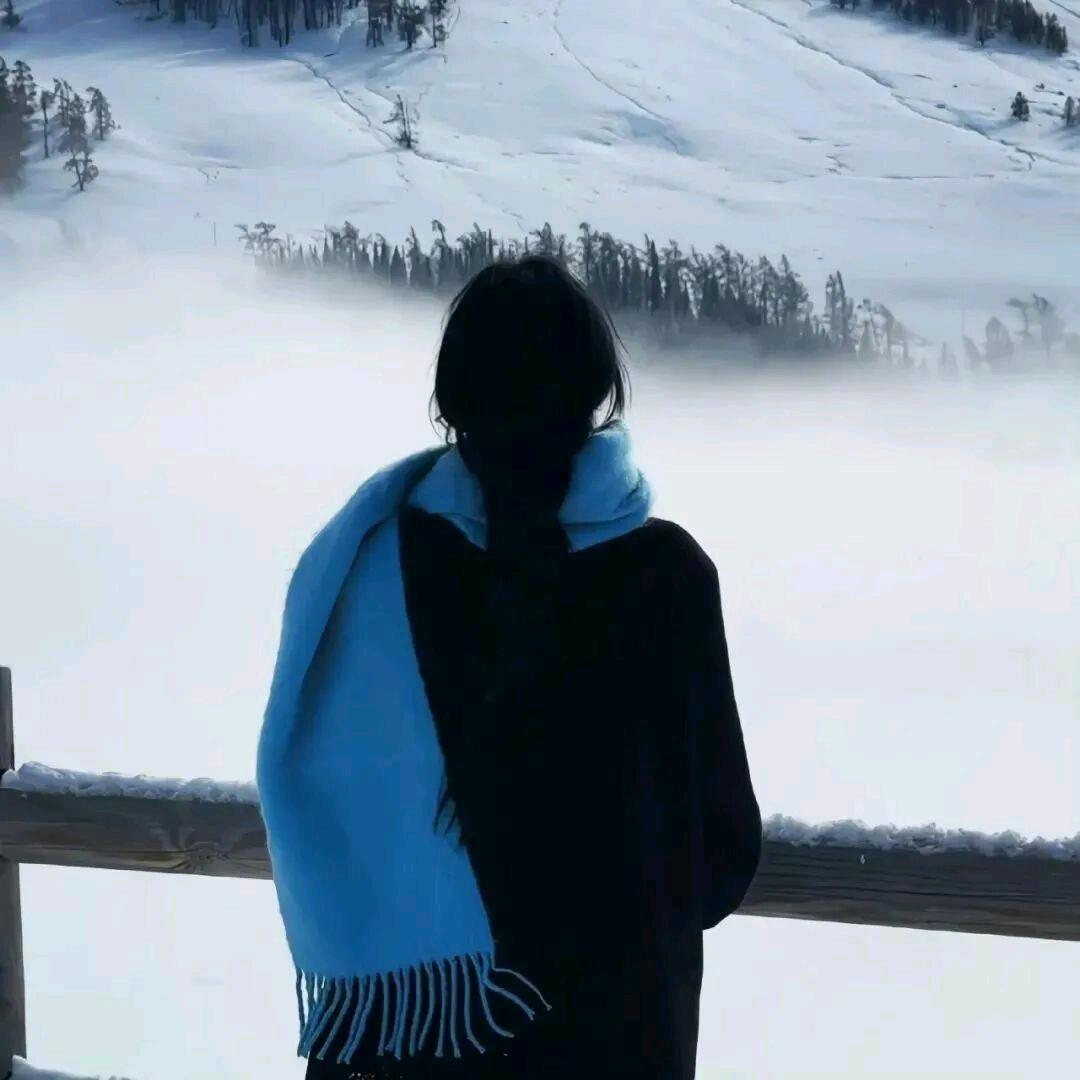 凌墨