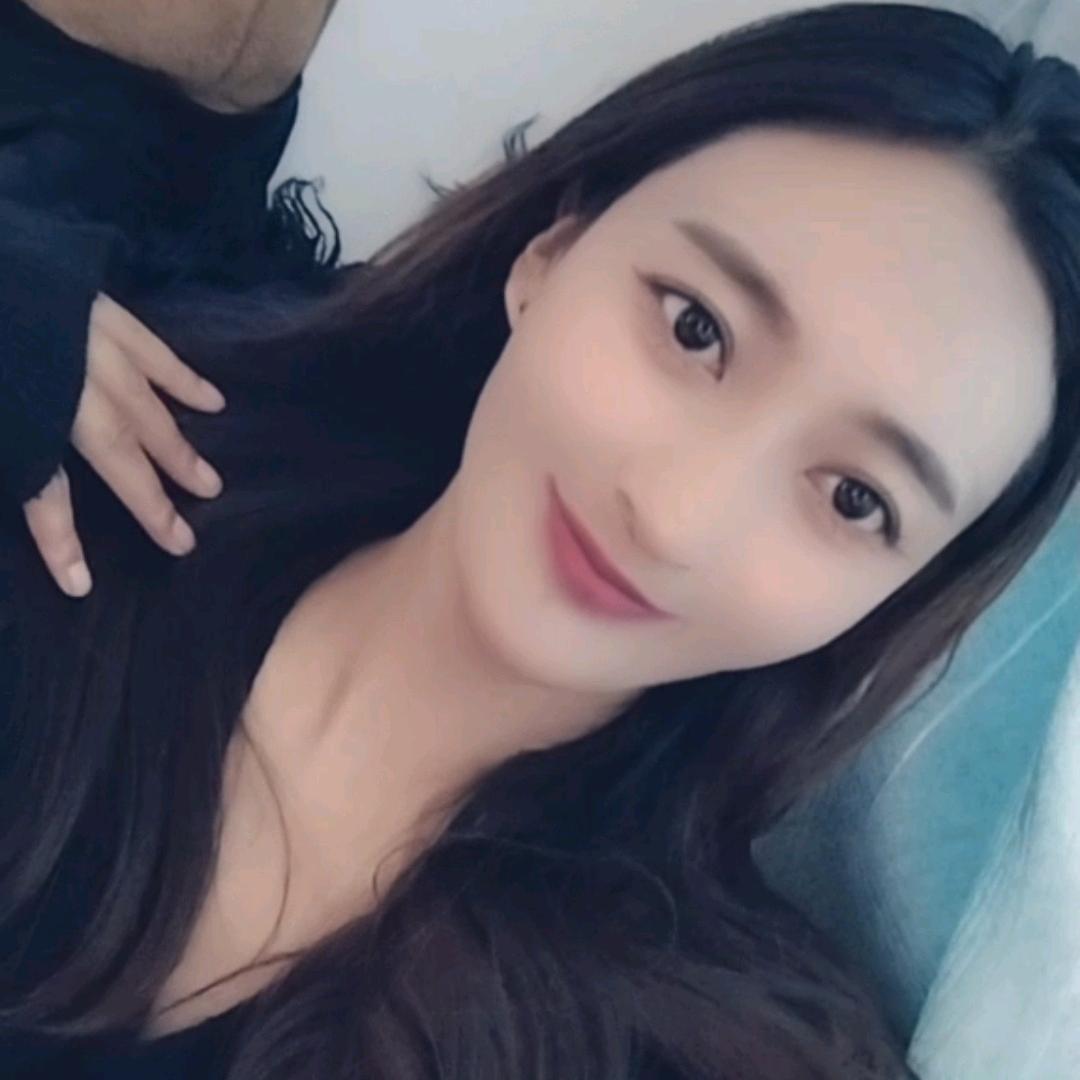 M      D
