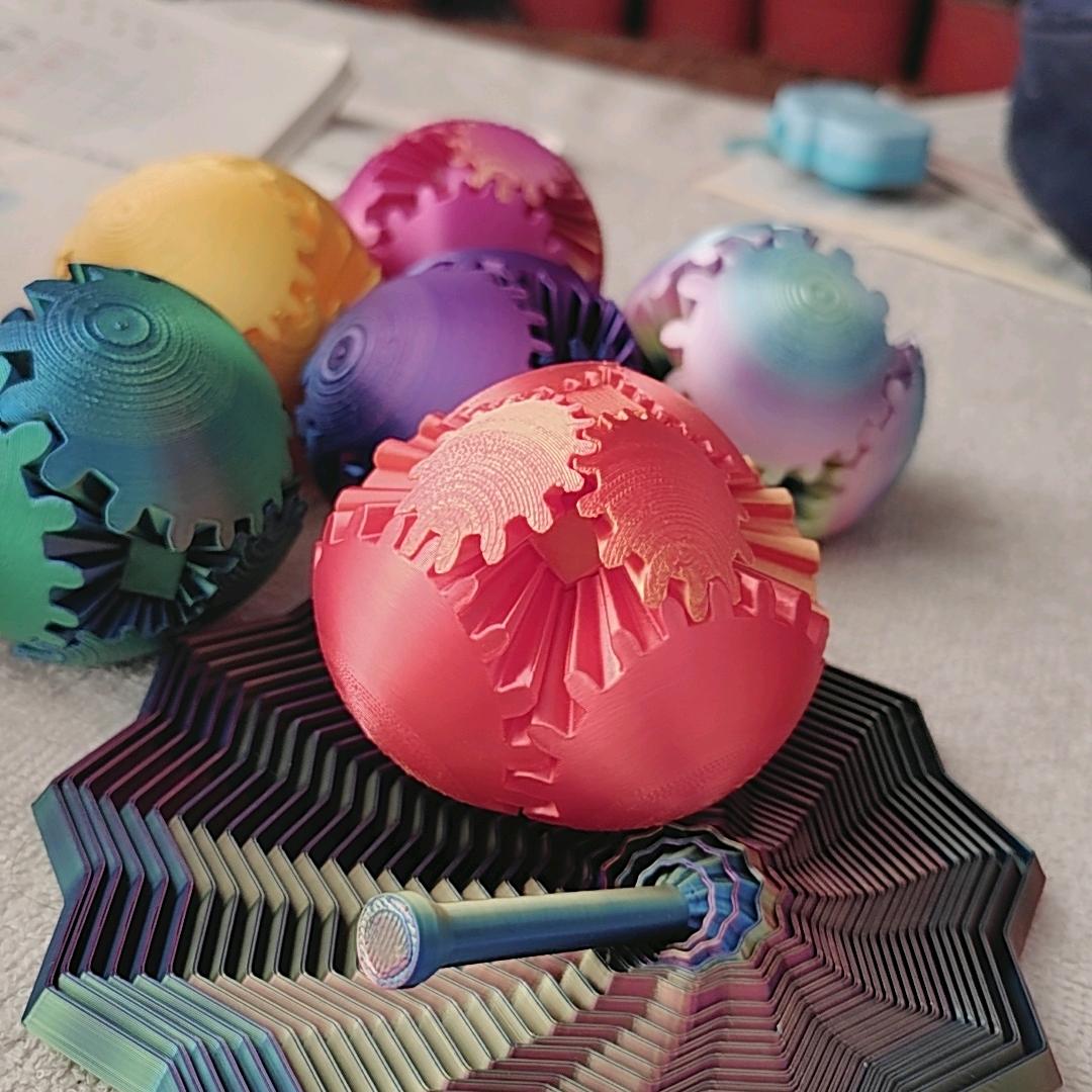 我乐玩 1  不分年龄的解压益智玩具