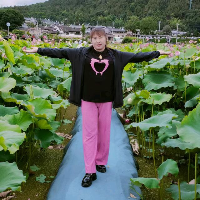 带刺的玫瑰[嘴唇]